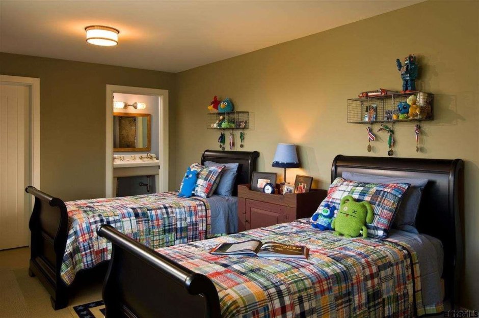 Спальня для трех детей