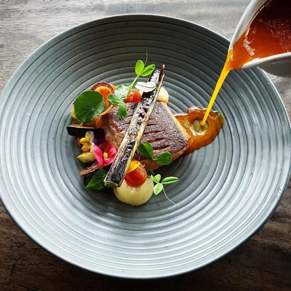 Подача блюд