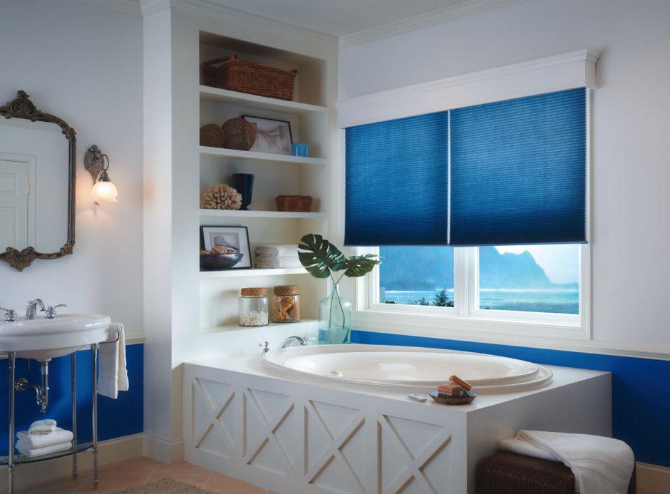 Полотенце над раковиной