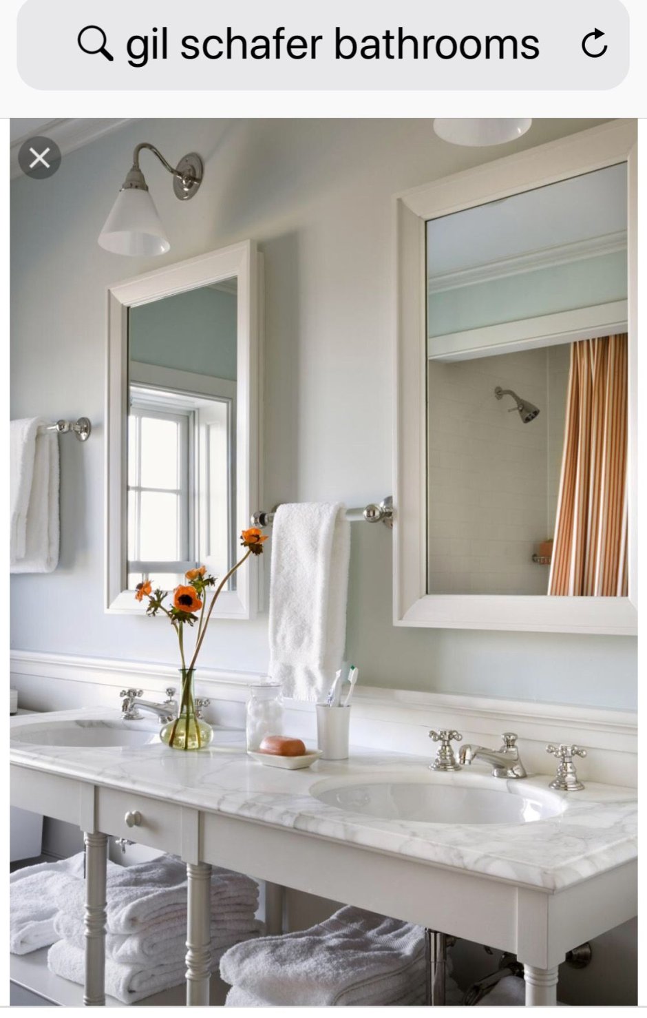 Отдельностоящая ванна и душевая кабина