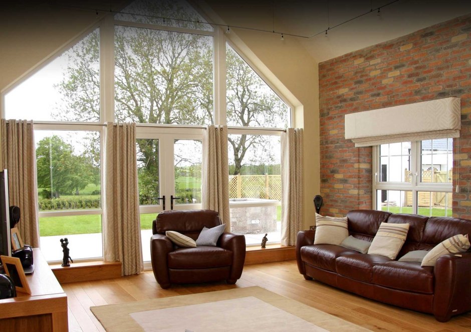 Большие панорамные окна в частном доме