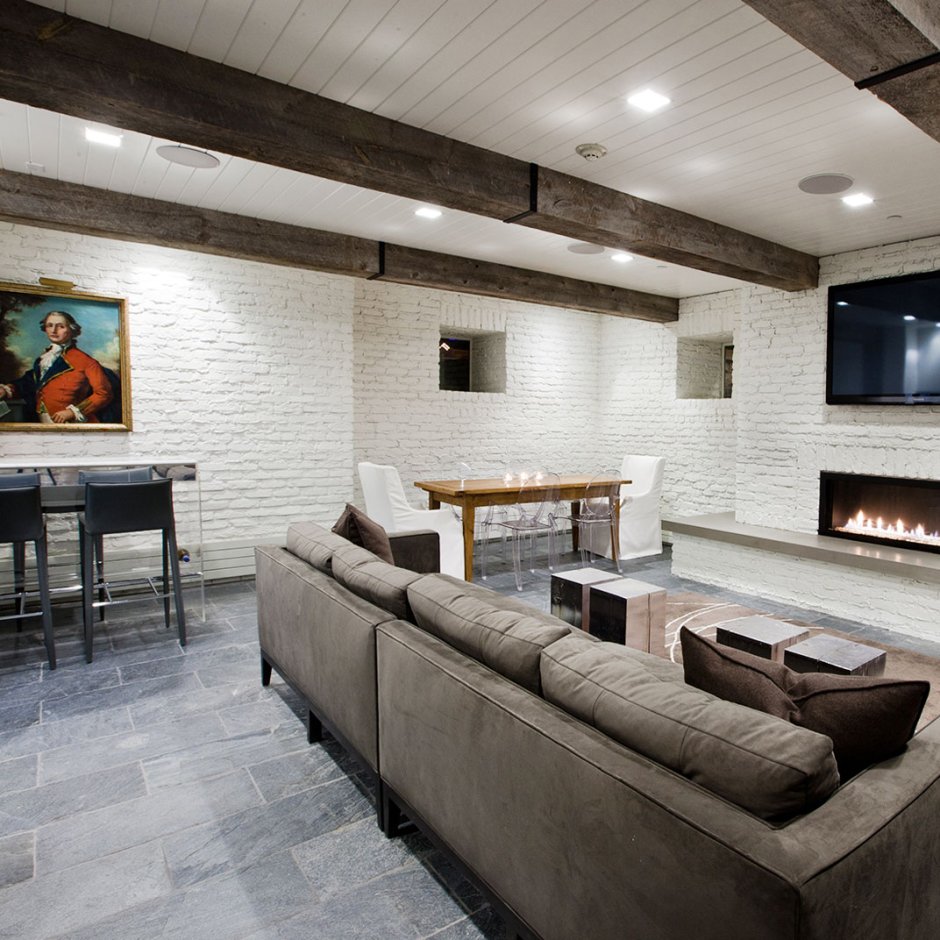 Разрез двухэтажного дома с подвалом чертеж