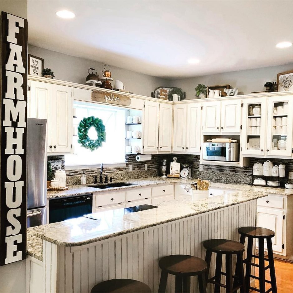 Украшение верха кухни