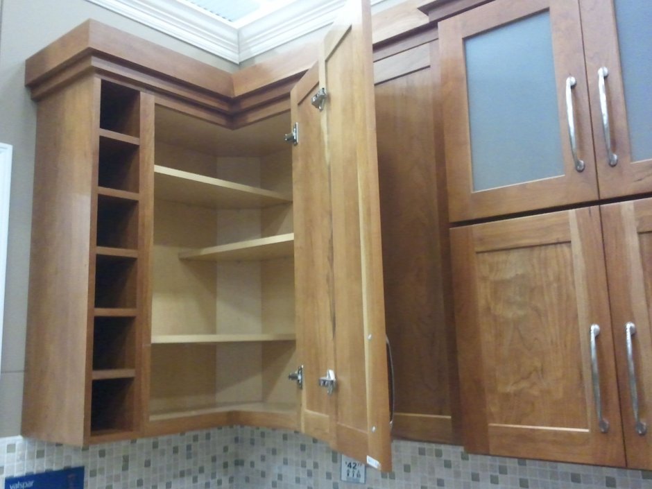 Кухни с полками