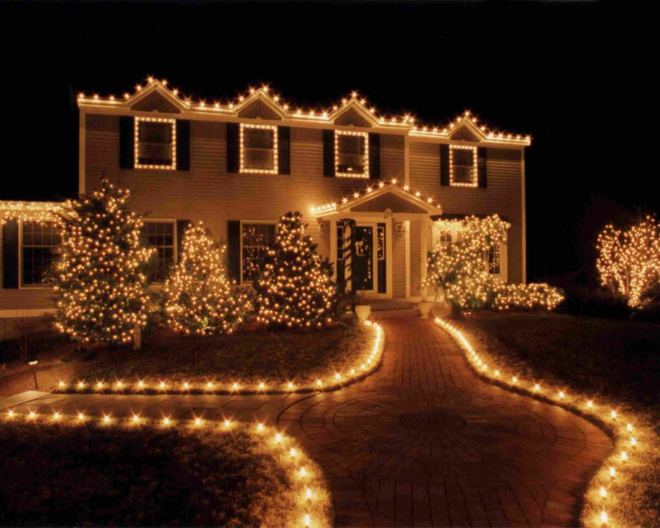 Световое украшение домов