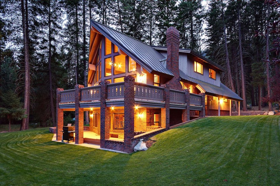 Маленький загородный домик