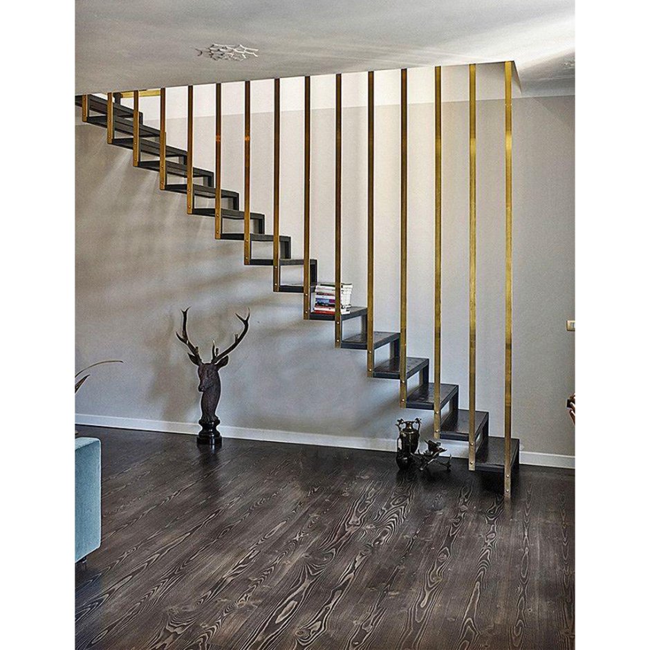 Ограждение лестницы до потолка