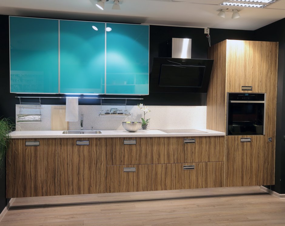 Подвесная кухня с подсветкой