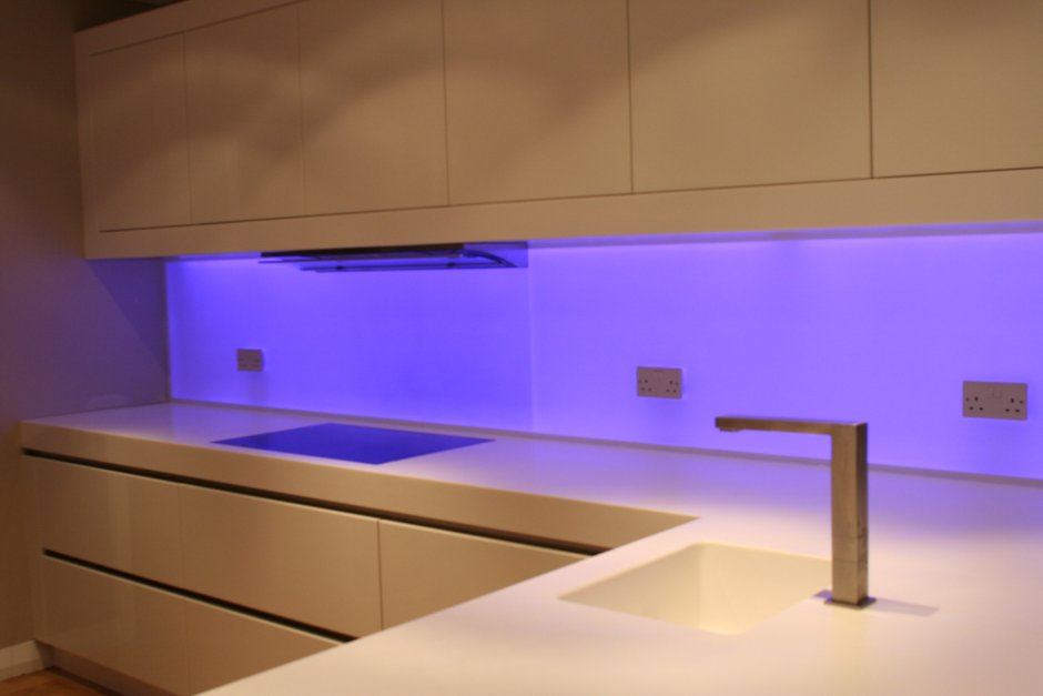 Островная кухня