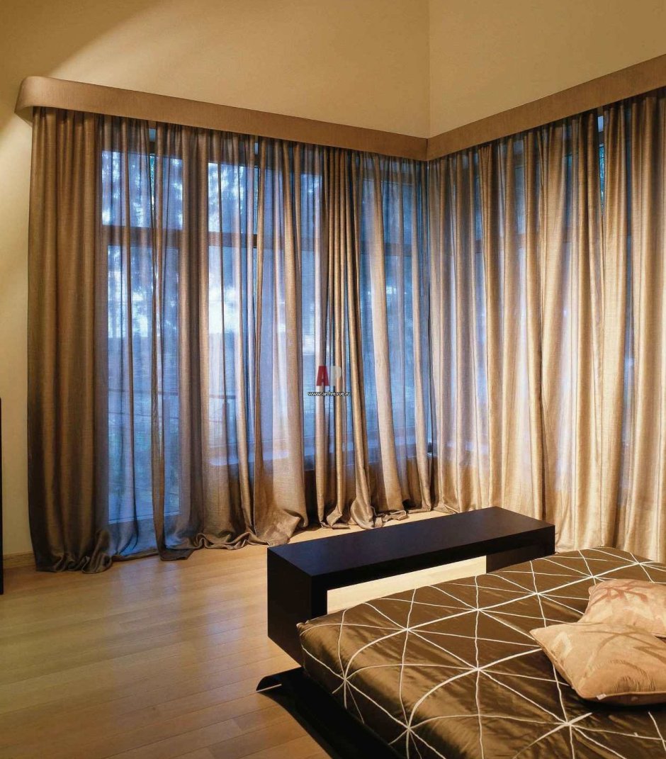 Шторы на угловое окно