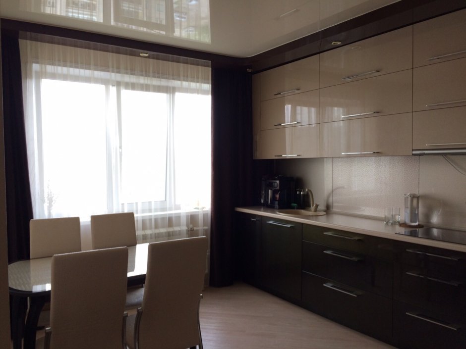 Кухня в коричневом цвете