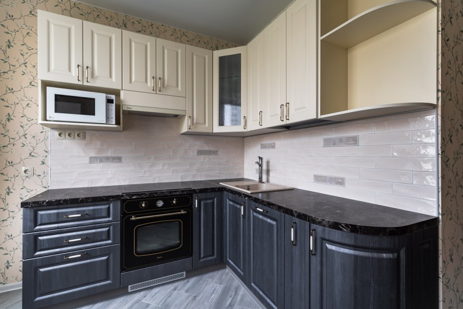 Кухня венге с белым