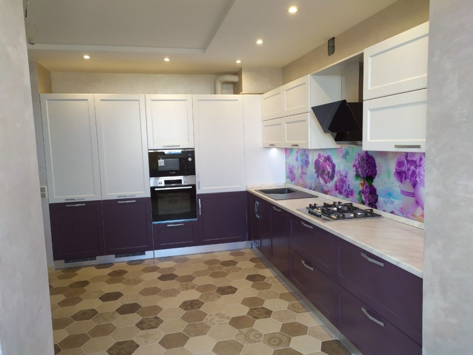 Кухня икеа серый низ белый верх