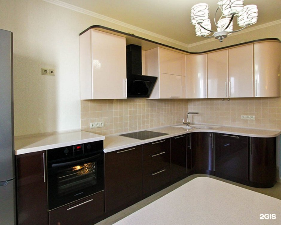 Кухня белый верх темный низ