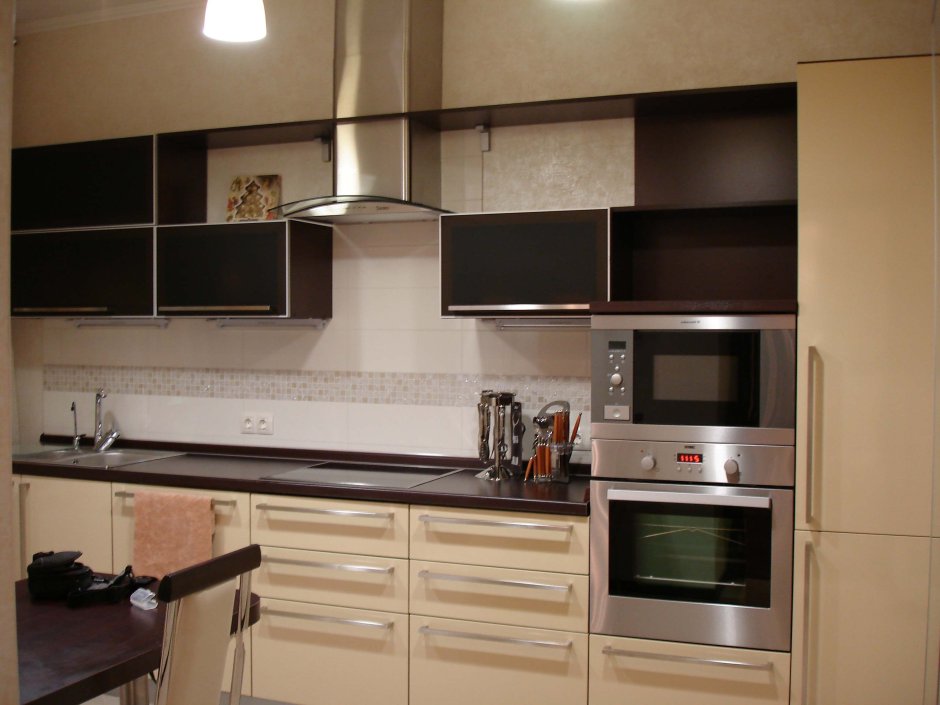 Кухня верх классика низ Модерн