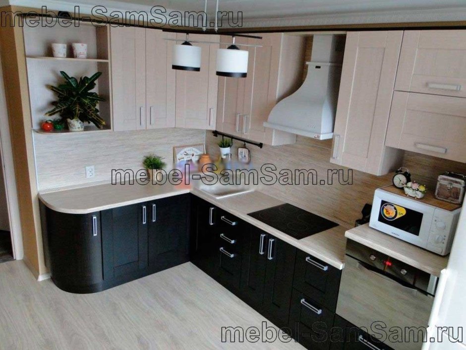 Кухонный гарнитур белый верх