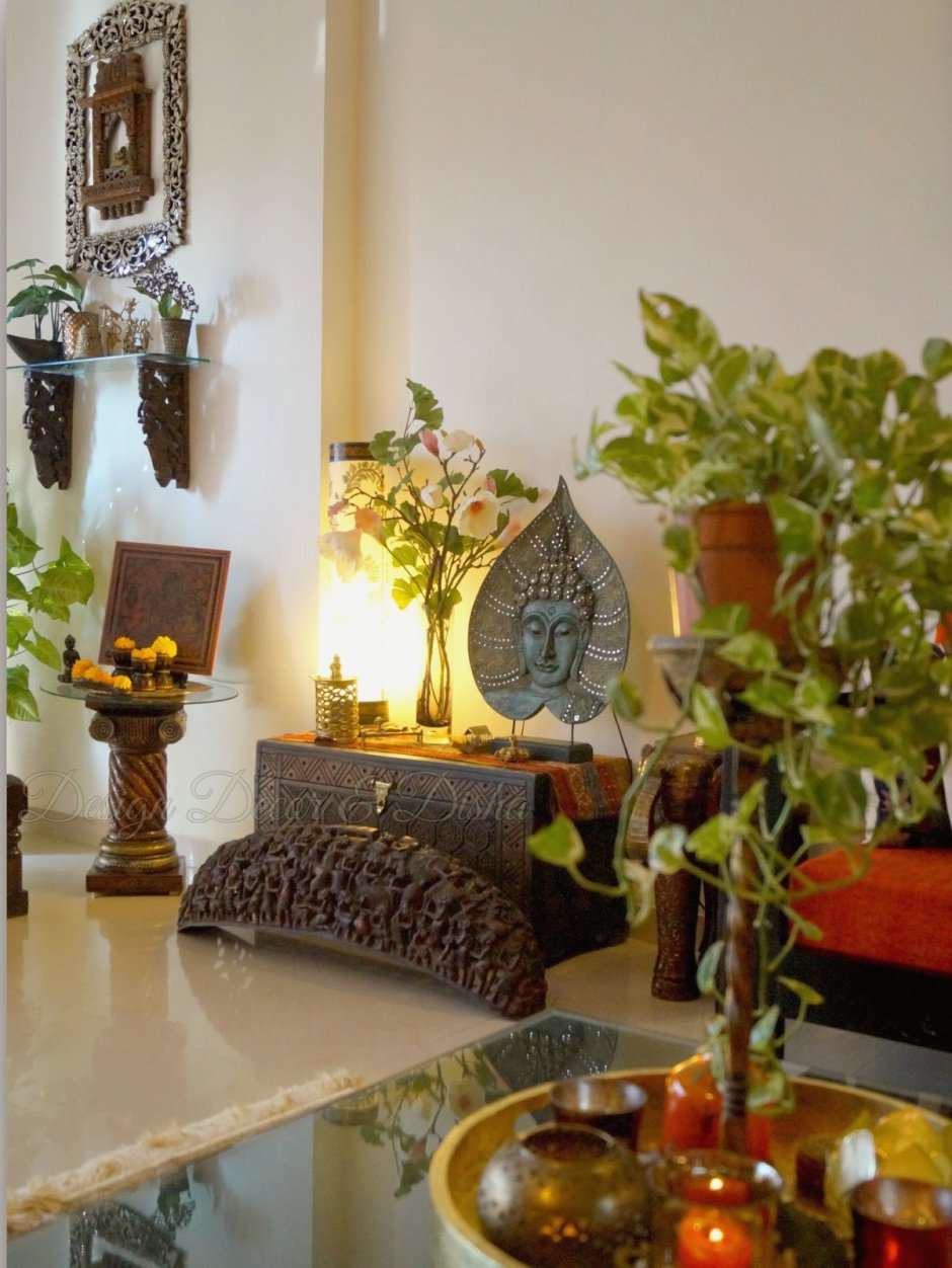 Шкаф в индийском стиле