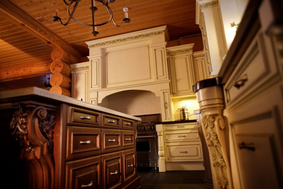 Классическая кухня резная