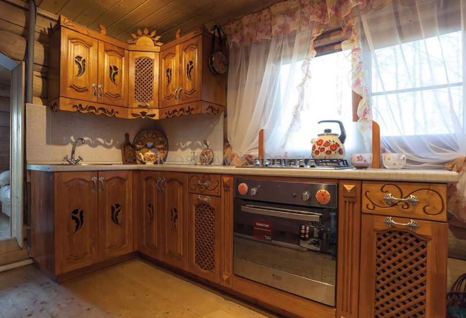 Резные кухонные гарнитуры