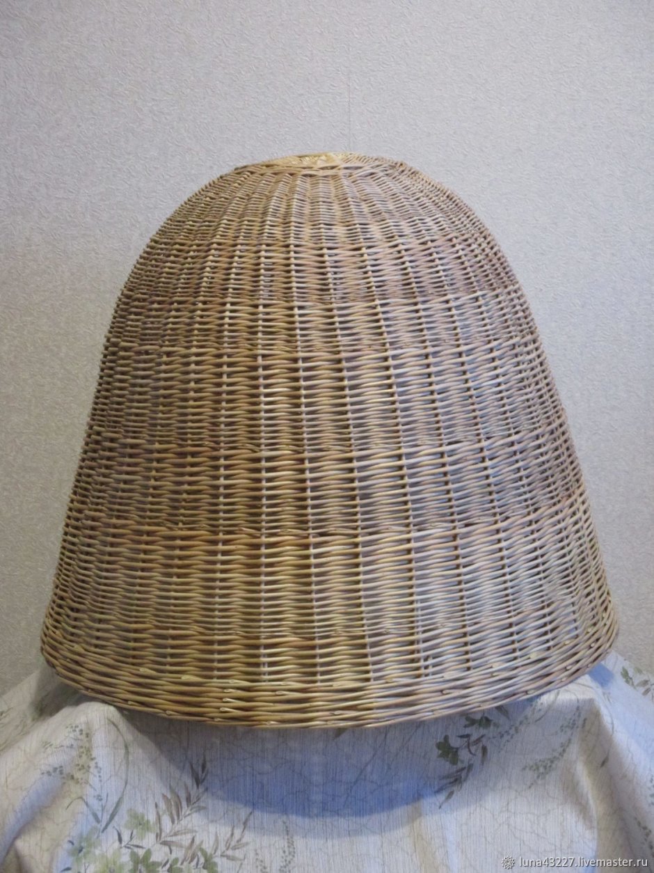 Абажур из ивовой лозы