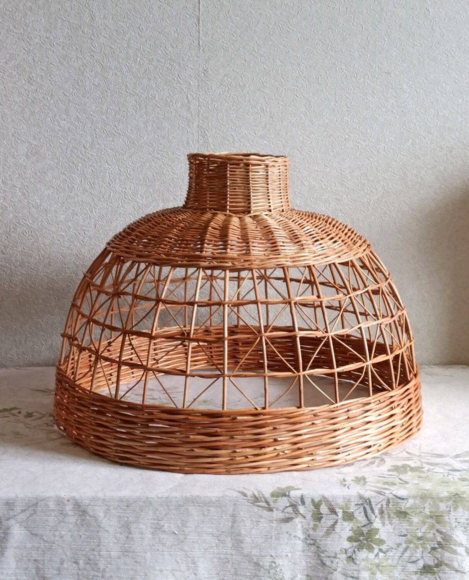 Абажур из ивовой лозы купить