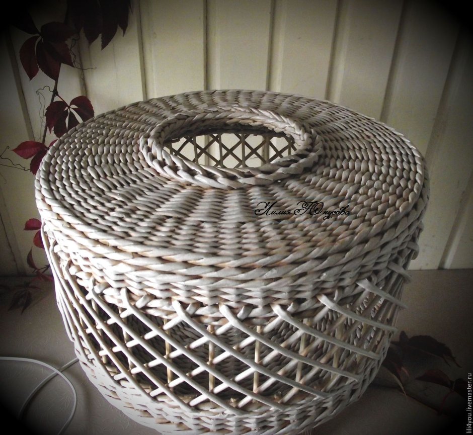 Плетеная люстра