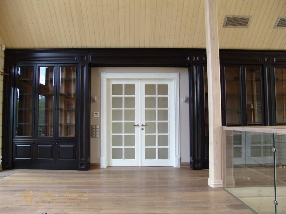 Двустворчатые двери Волховец