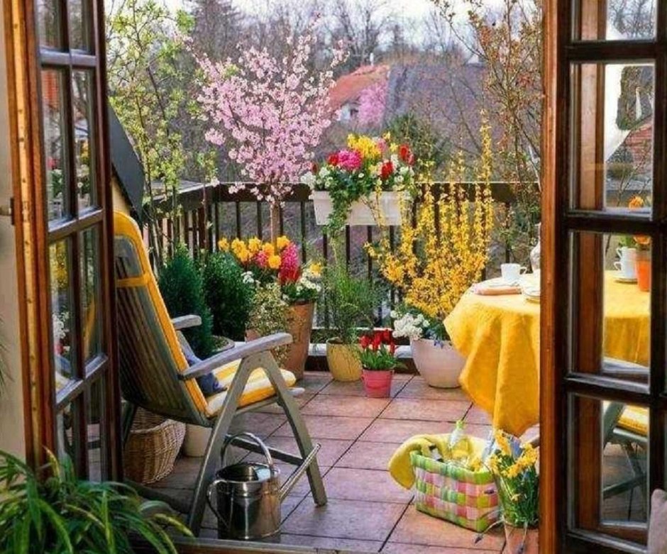 Красивый сад на балконе