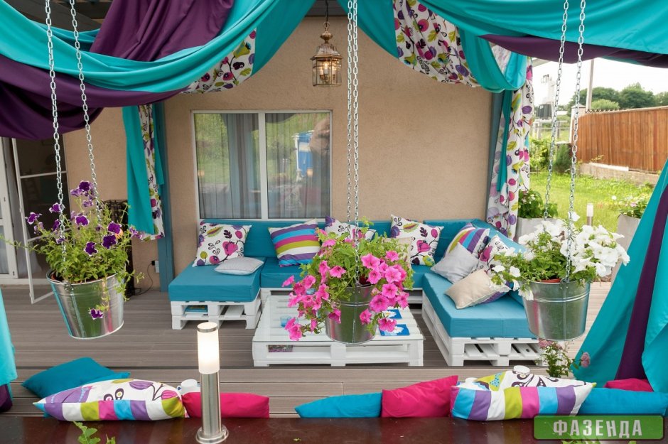 Украсить веранду на даче