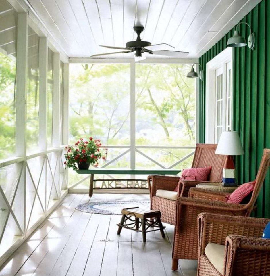 Интерьер дачной веранды