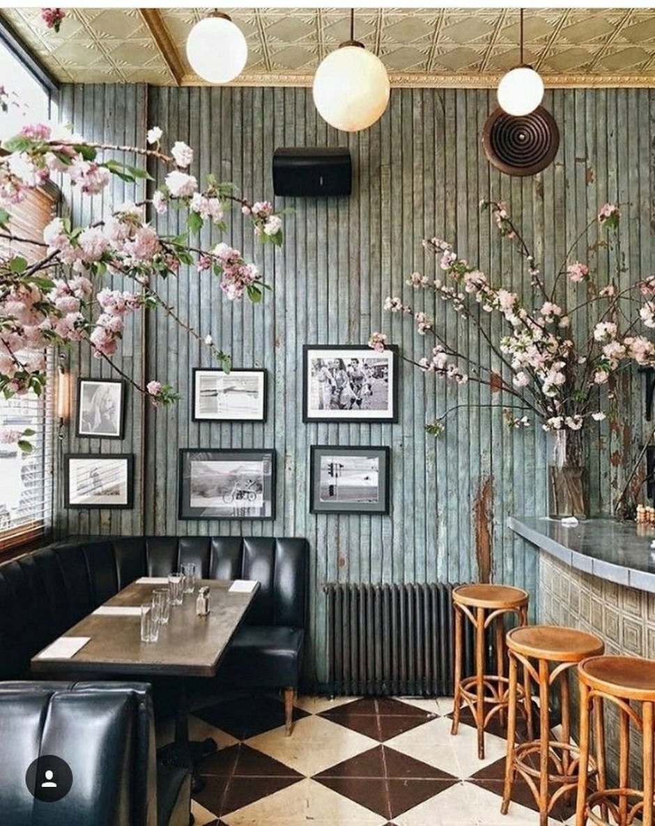 Ресторан в классическом стиле