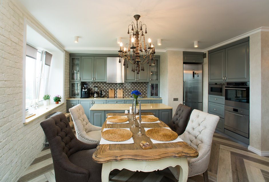 Кухня со столовой