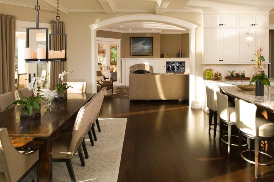 Гостиная столовая в загородном доме