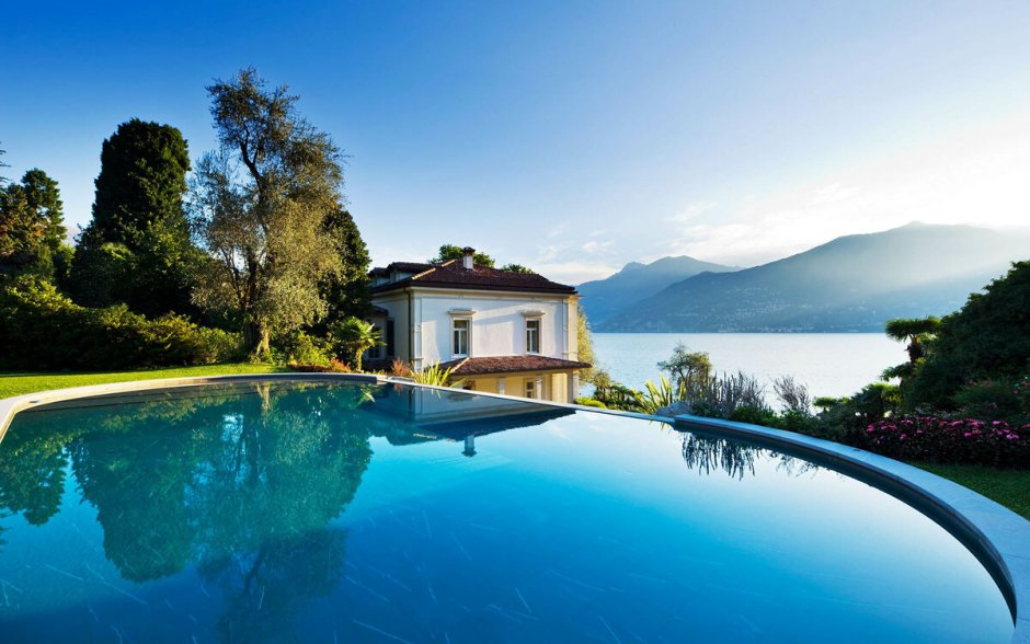 Вилла в Италии на берегу моря