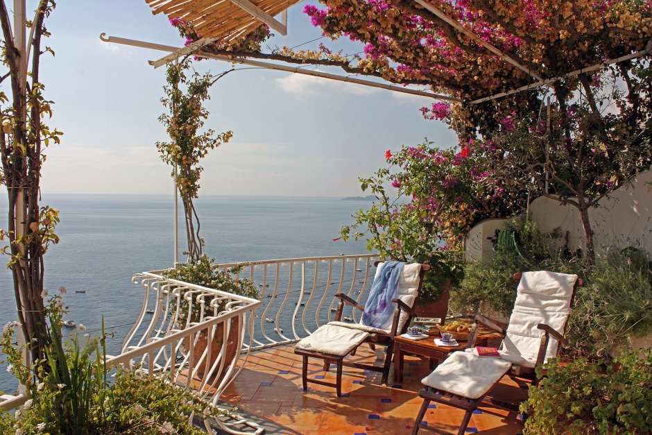 Текирова террасы с видом