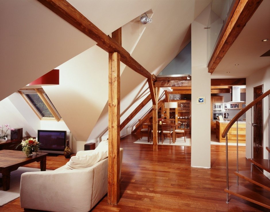 Мансарда столбы в интерьере