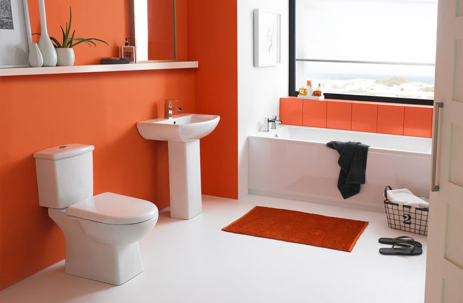 Огромная ванная комната