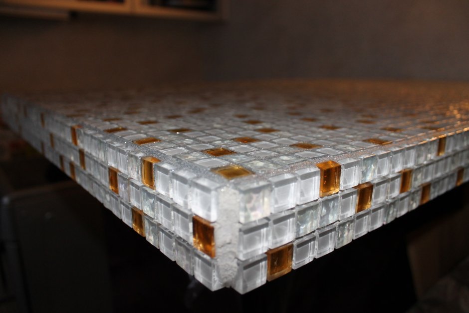 Отделка столешницы мозаикой