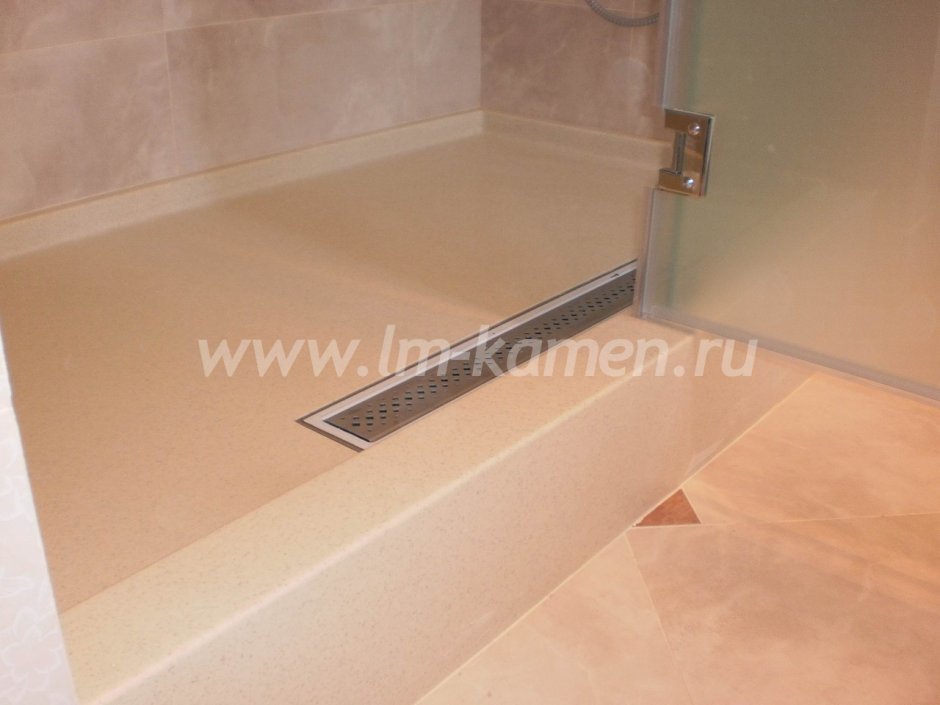 Душевой поддон из искусственного камня 120х80