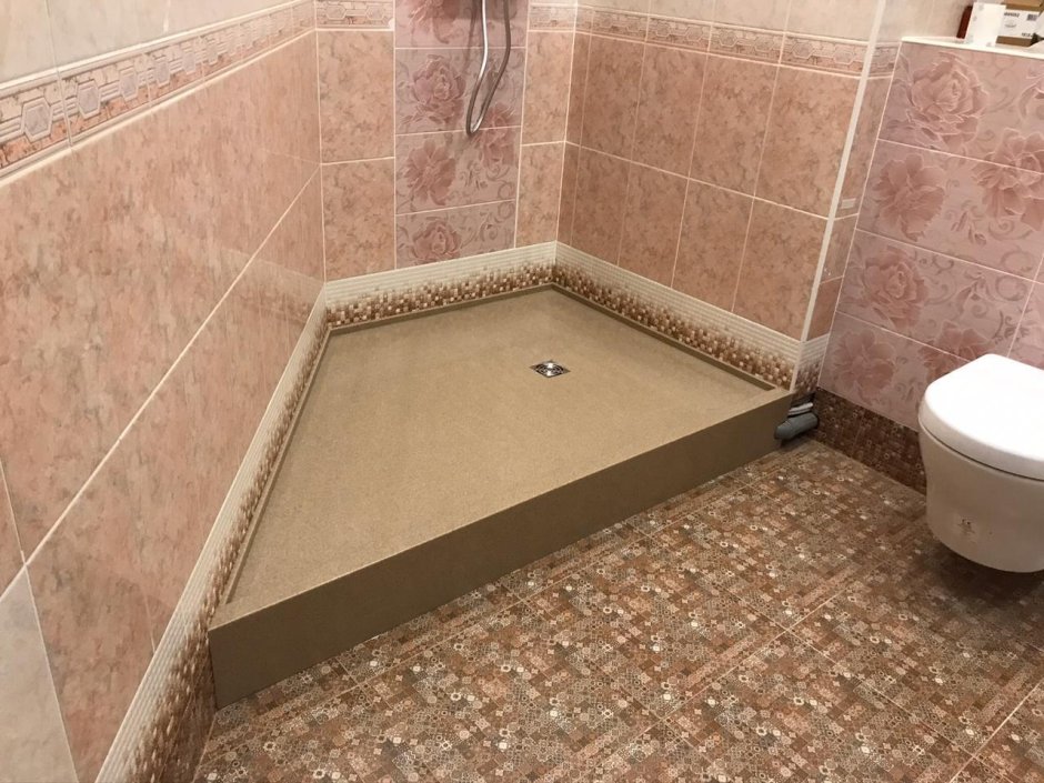 Душевые поддоны из искусственного камня