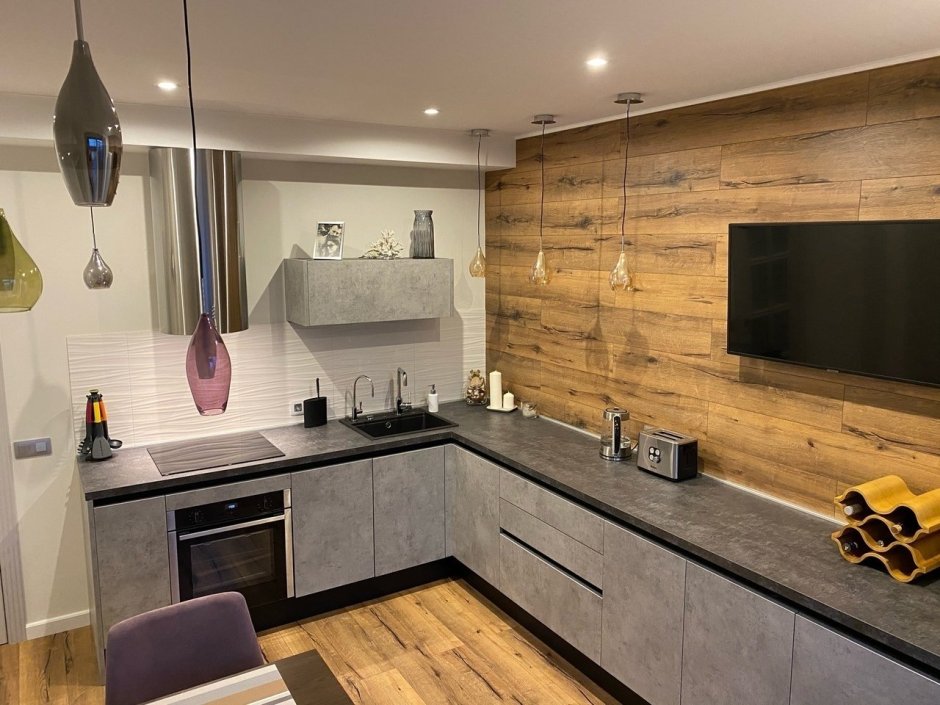 Скандинавская кухня без верхних шкафов