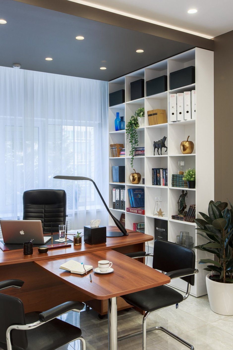 Стильный маленький офис