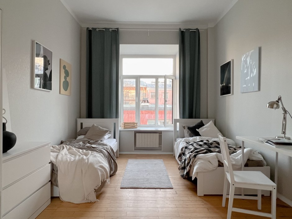 Спальня для девочек с двумя кроватями