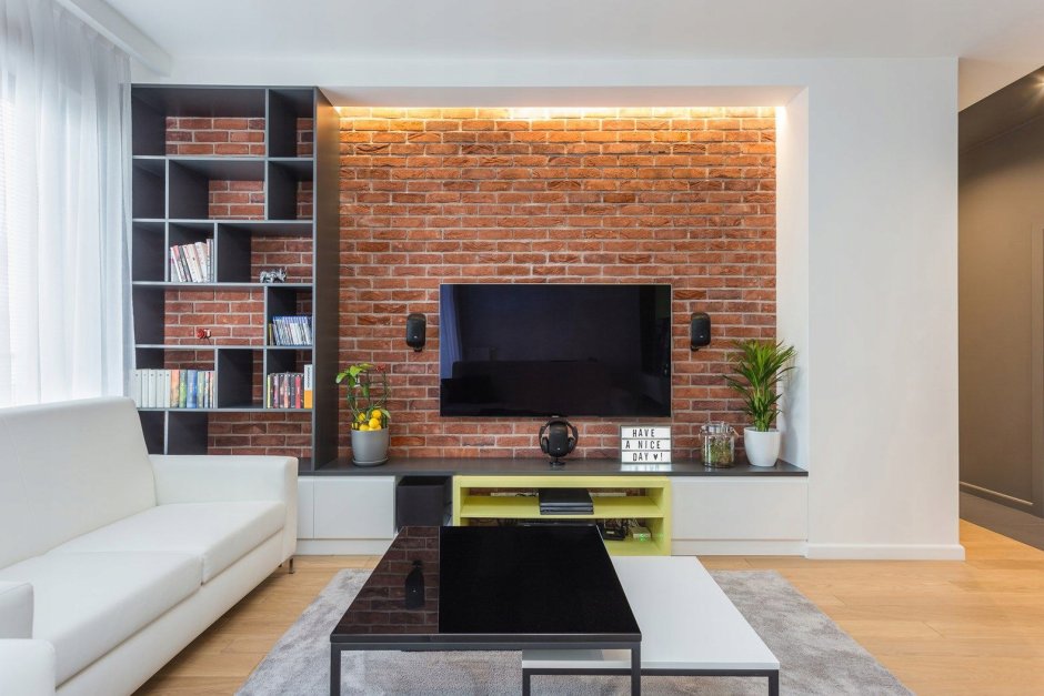 Стена с телевизором в гостиной в стиле лофт