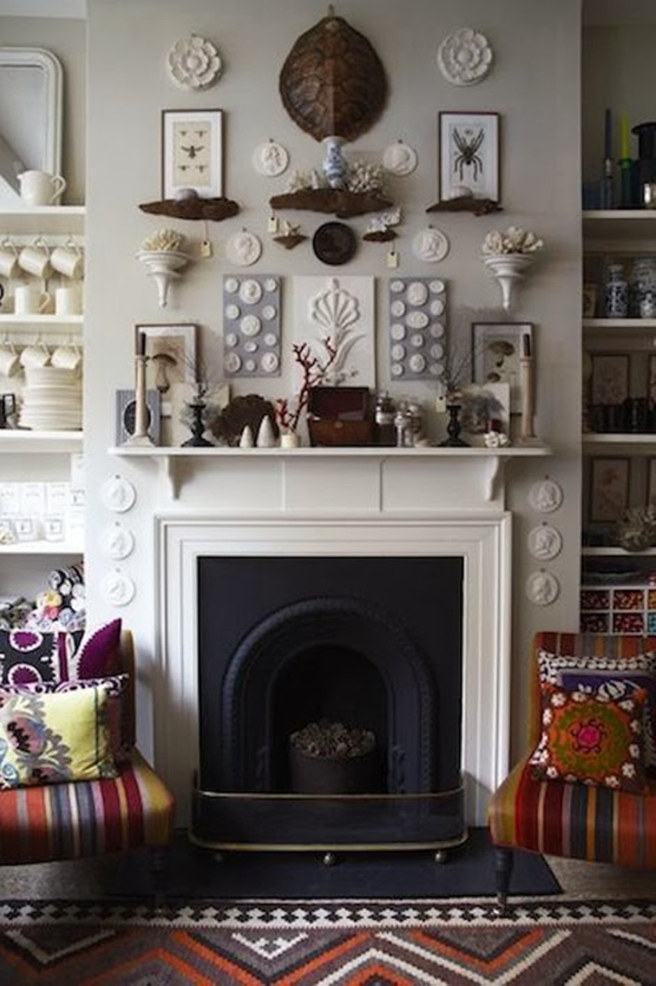 Полки над камином