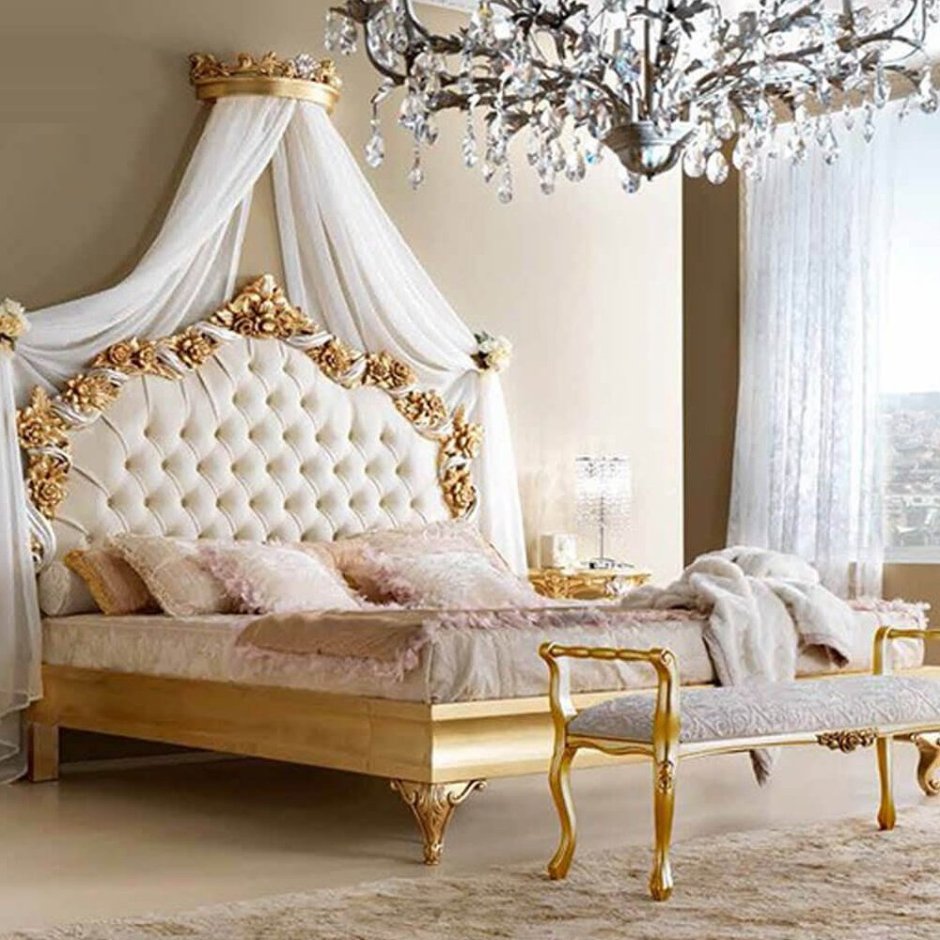 Необычное изголовье кровати