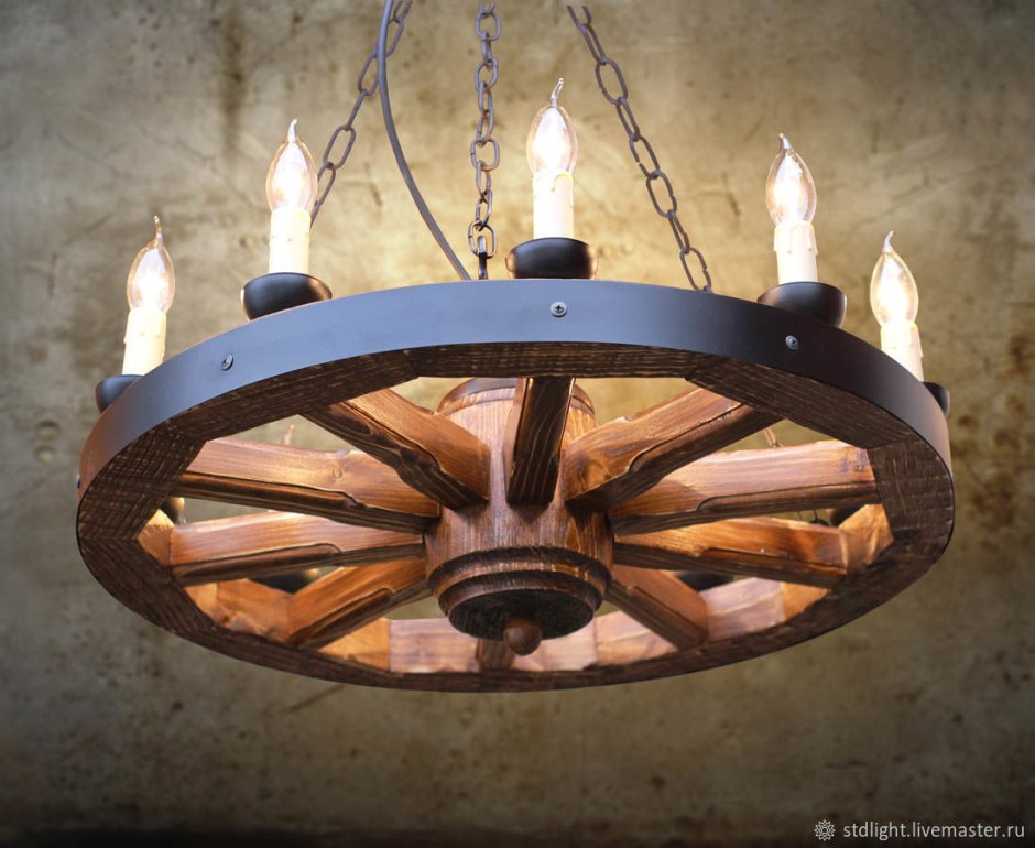 Люстра колесо
