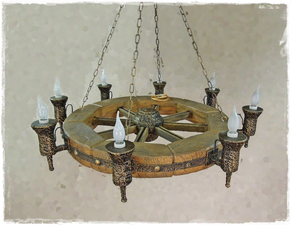 Люстра из колеса от телеги