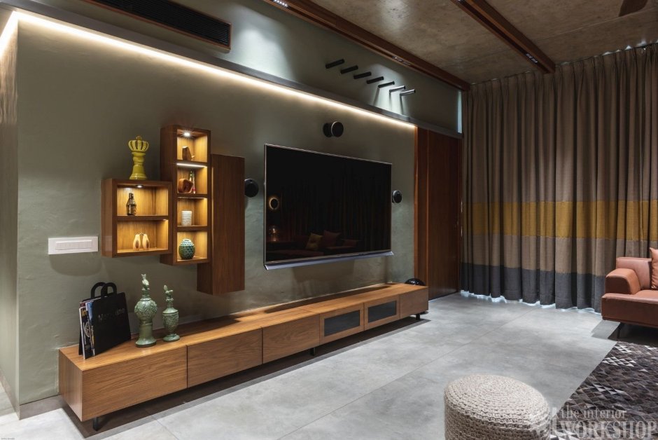 Зона под телевизор в гостиной лофт