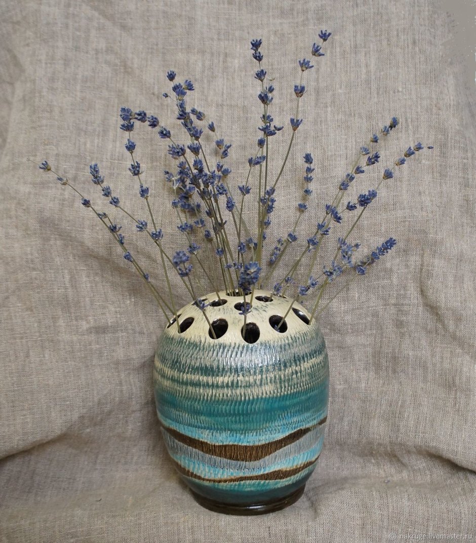 Вазы с дырками